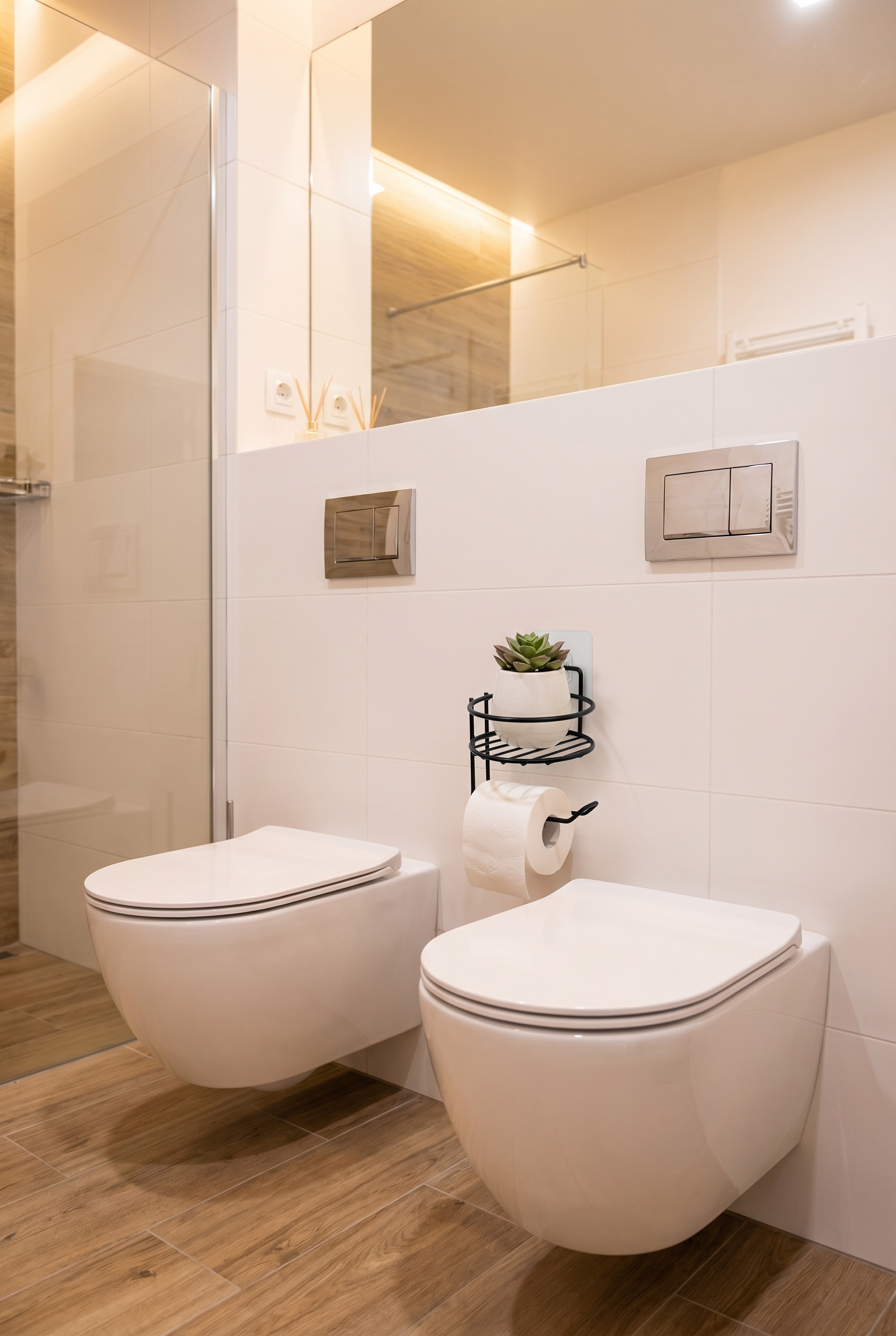 Filora Home Raflı Yuvarlak Tuvalet Kağıtlığı — modern İskandinav mutfağında kullanım görünümü